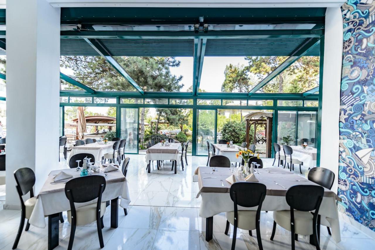 Mirage Medspa Hotel Eforie Nord Exterior foto